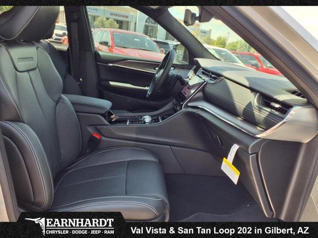 new 2025 Jeep Grand Cherokee car, priced at $56,341
