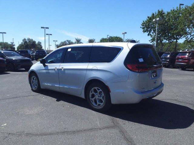 new 2024 Chrysler Pacifica car, priced at $46,197