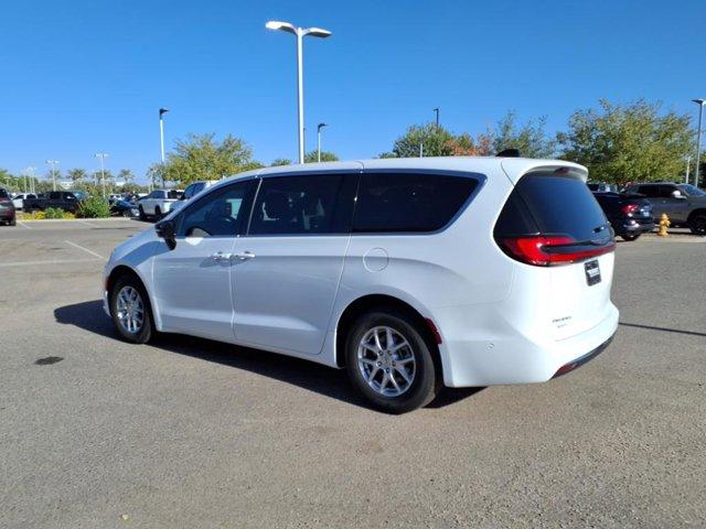 new 2025 Chrysler Pacifica car, priced at $40,533