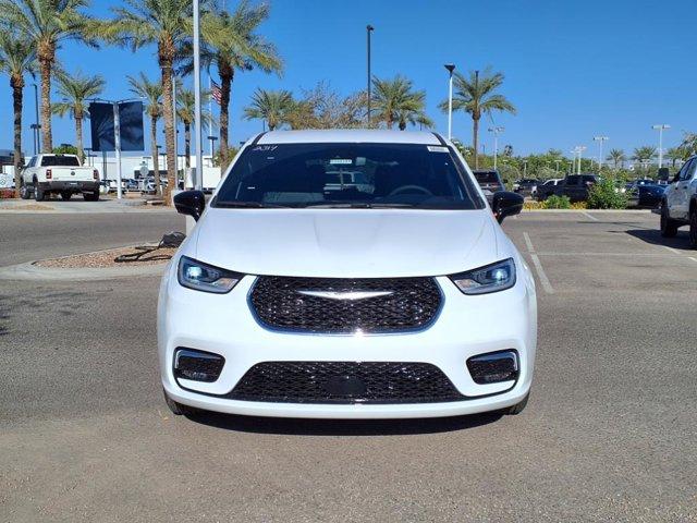 new 2025 Chrysler Pacifica car, priced at $40,533