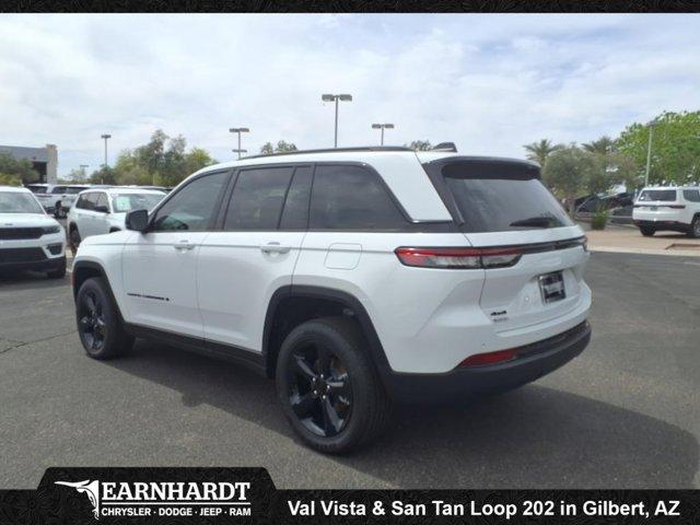 new 2025 Jeep Grand Cherokee car, priced at $44,135