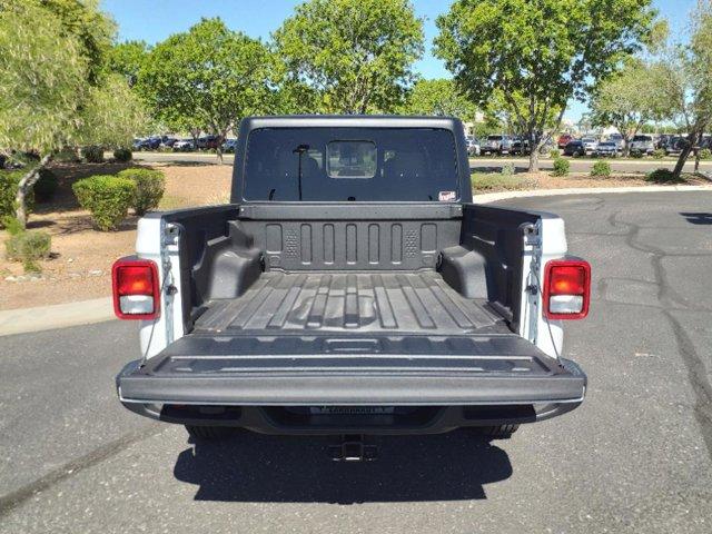 new 2024 Jeep Gladiator car