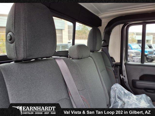 new 2025 Jeep Gladiator car, priced at $47,706