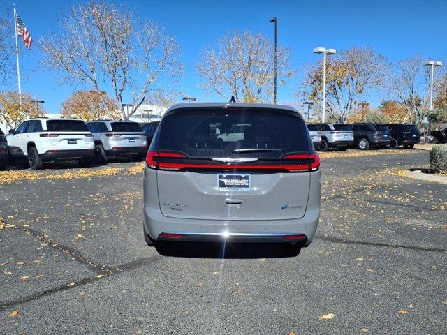 new 2025 Chrysler Pacifica car, priced at $45,551