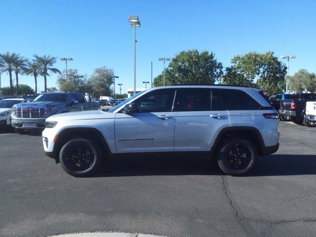 new 2025 Jeep Grand Cherokee car, priced at $42,888