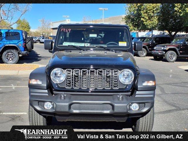 new 2025 Jeep Wrangler car, priced at $45,942