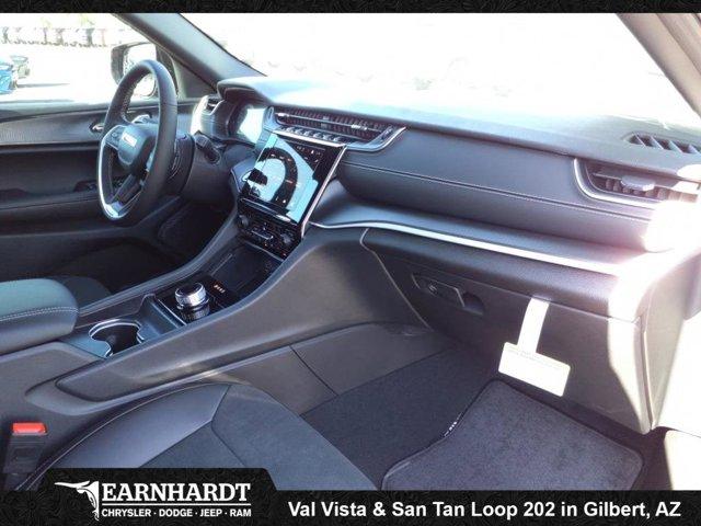 new 2025 Jeep Grand Cherokee L car, priced at $42,747