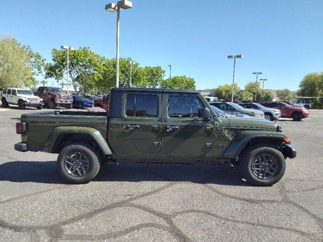 new 2024 Jeep Gladiator car, priced at $47,466