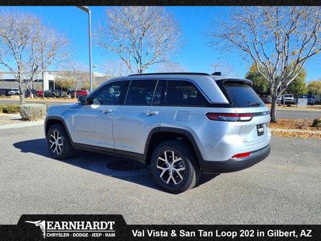 new 2025 Jeep Grand Cherokee car, priced at $47,407