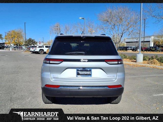new 2025 Jeep Grand Cherokee car, priced at $47,407