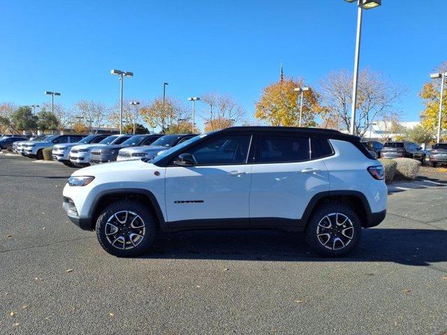 new 2025 Jeep Compass car, priced at $32,912