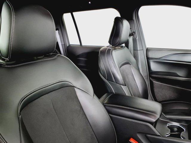 used 2023 Jeep Grand Cherokee car, priced at $32,906