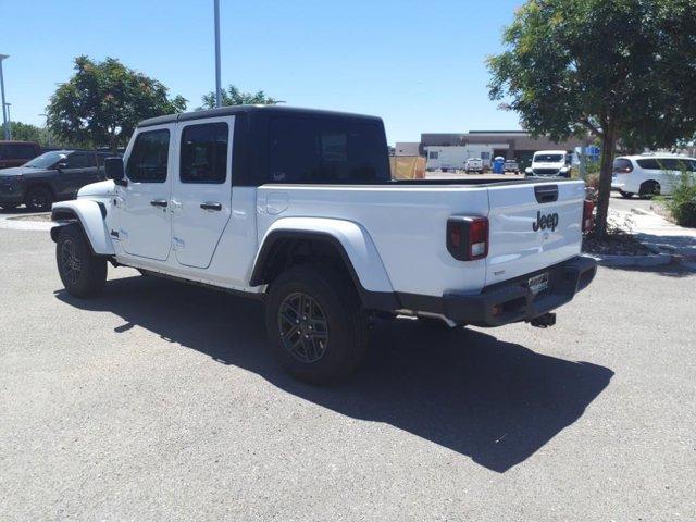 new 2024 Jeep Gladiator car, priced at $46,930