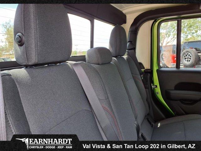 new 2025 Jeep Gladiator car, priced at $53,144