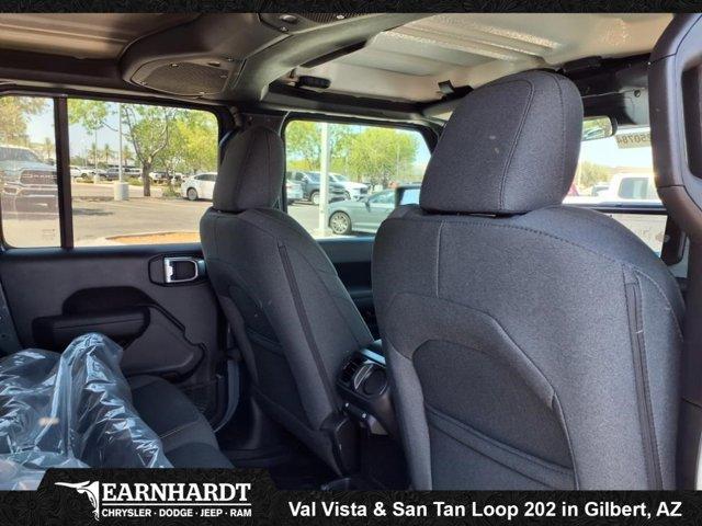 new 2025 Jeep Gladiator car, priced at $46,785