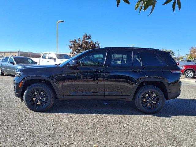 new 2025 Jeep Grand Cherokee car, priced at $39,078