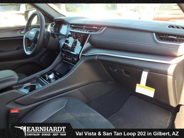 new 2025 Jeep Grand Cherokee L car, priced at $42,059