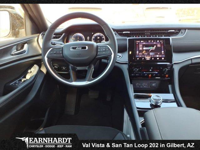 new 2025 Jeep Grand Cherokee L car, priced at $42,059