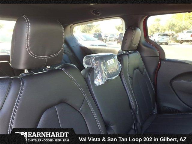 new 2026 Chrysler Pacifica car, priced at $39,004