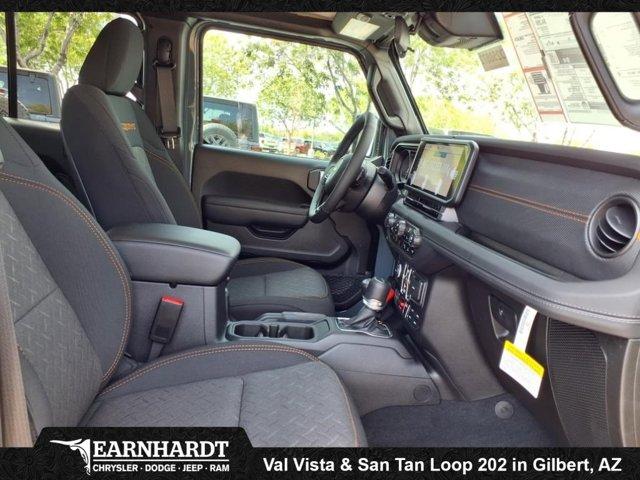 new 2025 Jeep Gladiator car, priced at $47,492