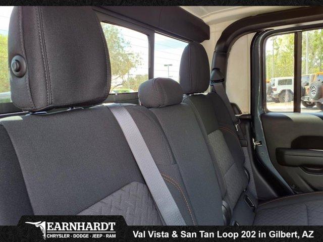 new 2025 Jeep Gladiator car, priced at $53,144