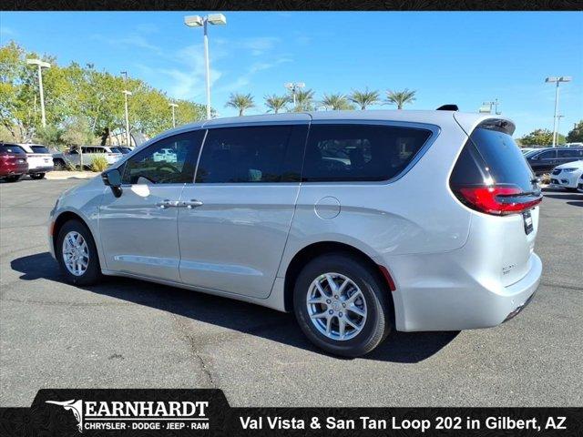 new 2026 Chrysler Pacifica car, priced at $38,378