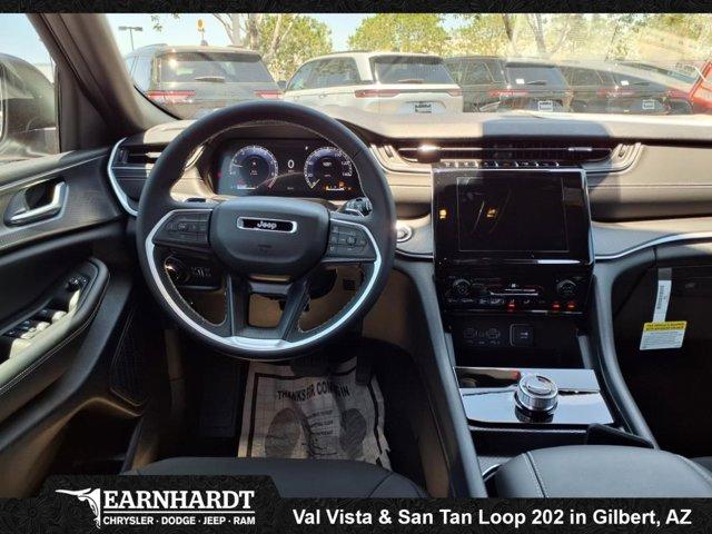 new 2025 Jeep Grand Cherokee car, priced at $35,204