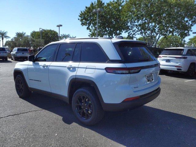 new 2025 Jeep Grand Cherokee car, priced at $39,546