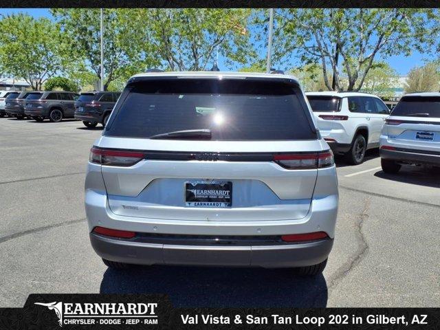 new 2025 Jeep Grand Cherokee car, priced at $36,782