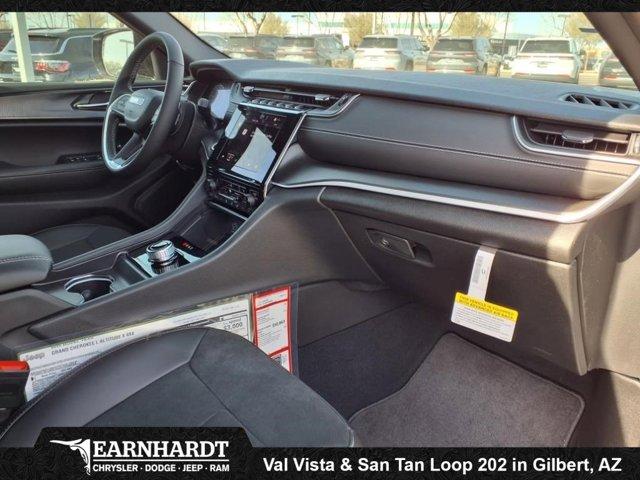 new 2025 Jeep Grand Cherokee L car, priced at $42,423