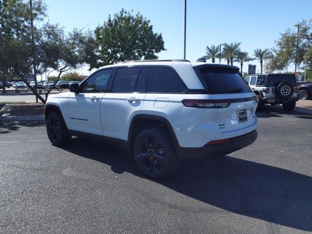 new 2025 Jeep Grand Cherokee car, priced at $45,964