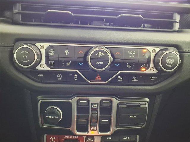 used 2024 Jeep Gladiator car, priced at $43,912
