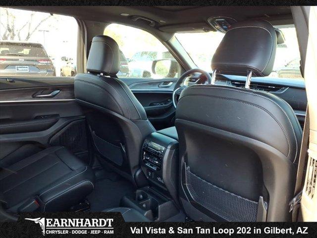 new 2025 Jeep Grand Cherokee L car, priced at $48,225