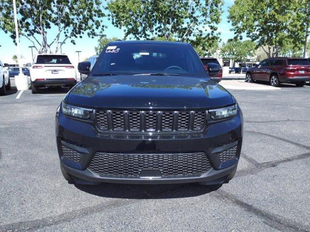 new 2025 Jeep Grand Cherokee car, priced at $40,082