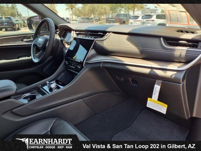 new 2025 Jeep Grand Cherokee L car, priced at $49,010