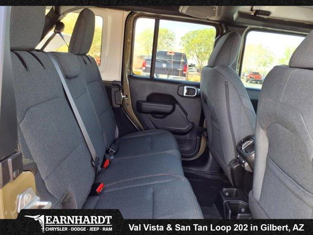 new 2025 Jeep Wrangler car, priced at $46,094