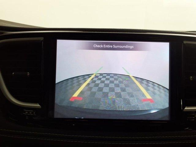used 2022 Chrysler Pacifica car, priced at $24,301