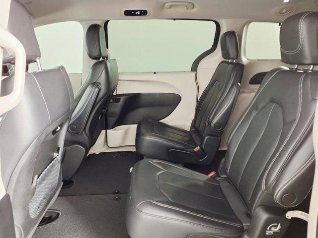 used 2022 Chrysler Pacifica car, priced at $24,301