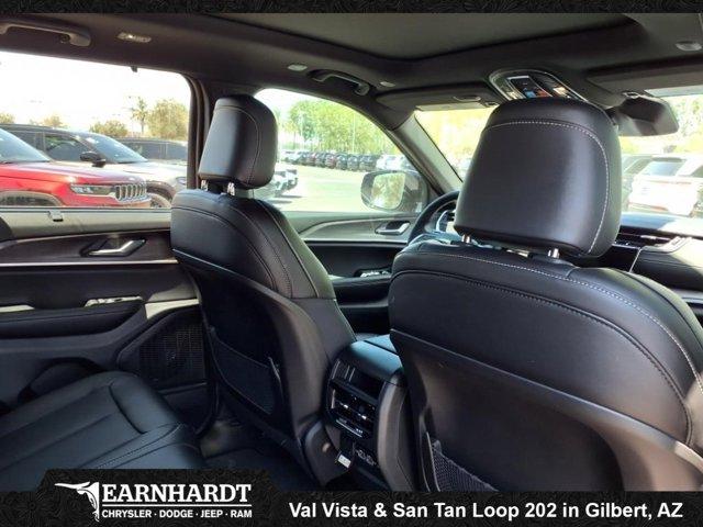 new 2025 Jeep Grand Cherokee car, priced at $50,356