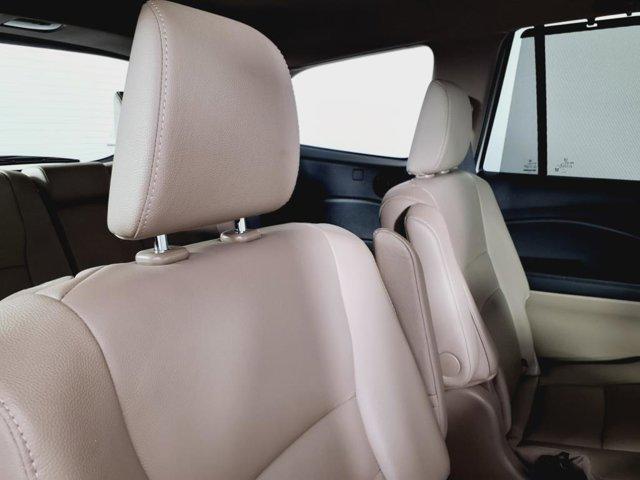 used 2022 Honda Pilot car, priced at $37,535