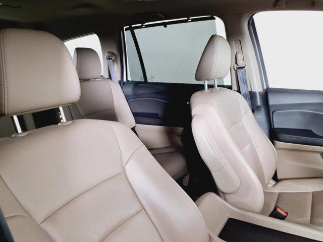 used 2022 Honda Pilot car, priced at $37,535