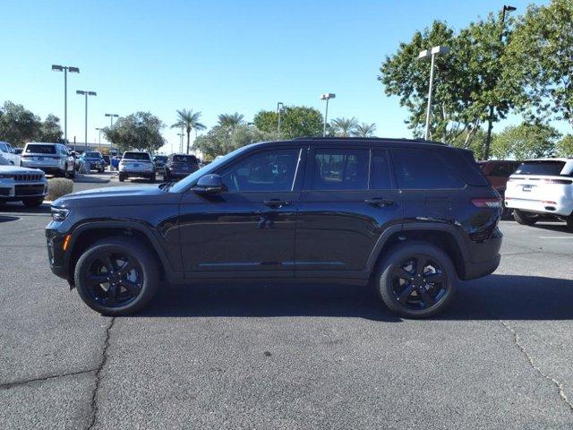 new 2025 Jeep Grand Cherokee car, priced at $44,540