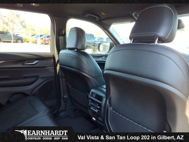 new 2025 Jeep Grand Cherokee car, priced at $35,363