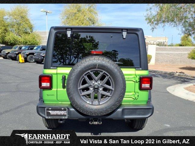 new 2025 Jeep Wrangler car, priced at $46,094
