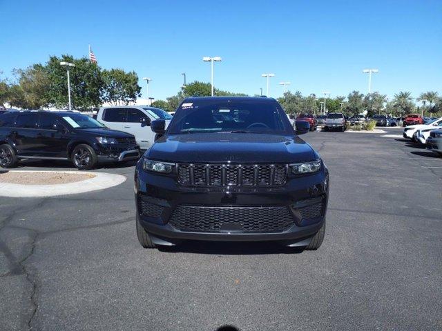 new 2025 Jeep Grand Cherokee car, priced at $42,438