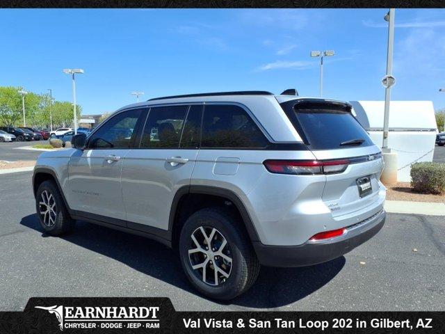 new 2025 Jeep Grand Cherokee car, priced at $41,746