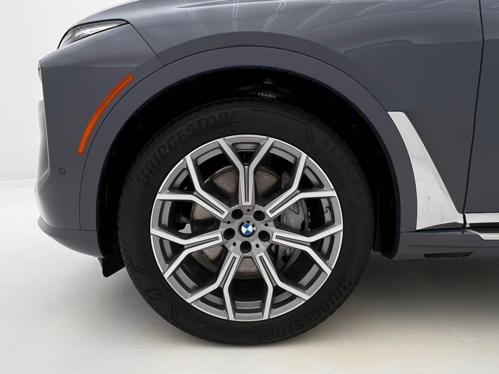 new 2026 BMW X7 car, priced at $94,730