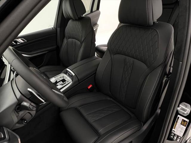 new 2026 BMW X7 car, priced at $100,930