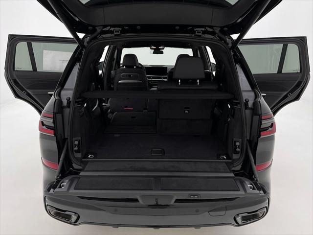 new 2026 BMW X7 car, priced at $100,930