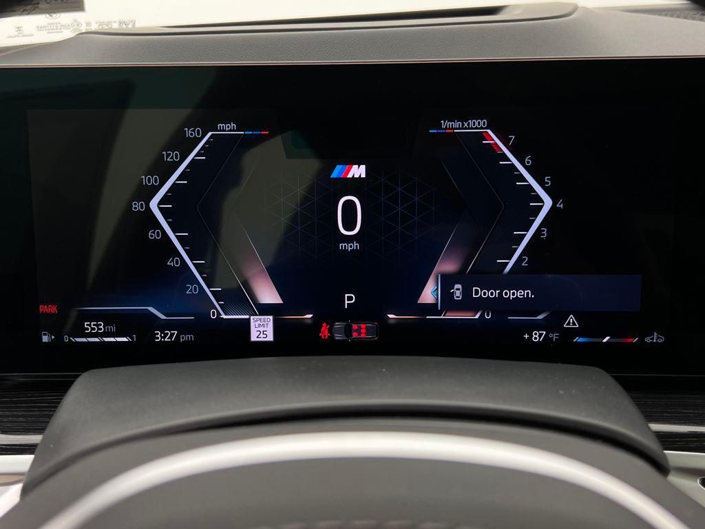 new 2026 BMW X7 car, priced at $100,930